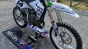 Husqvarna TC 125 (2024)  (2)