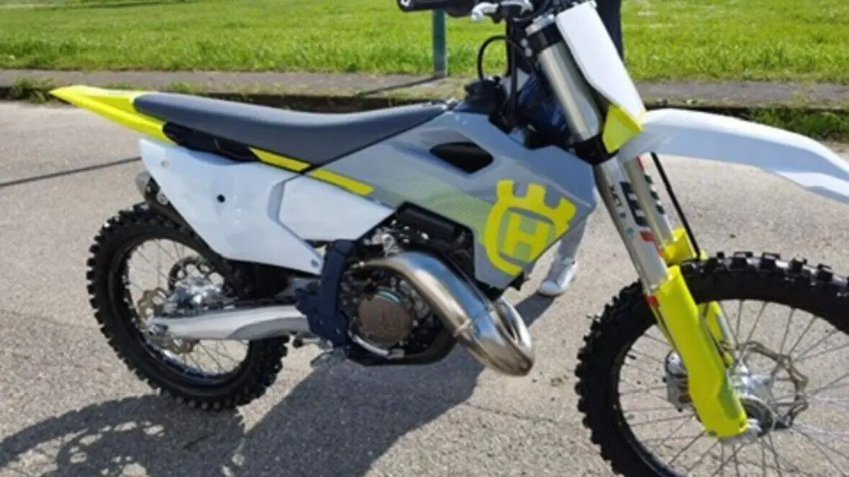Husqvarna TC 125 (2024)  (6)