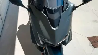 Yamaha T-Max 560 Tech Max (2021) usata