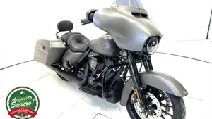 Harley-Davidson 114 Street Glide (2017) 