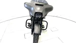 Harley-Davidson 114 Street Glide (2017)  (2)