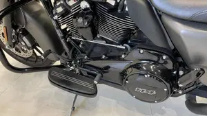Harley-Davidson 114 Street Glide (2017)  (9)