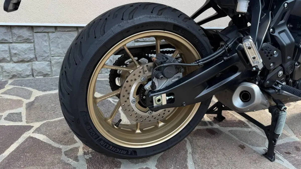 Yamaha Tracer 7 (2021 - 24)  (3)