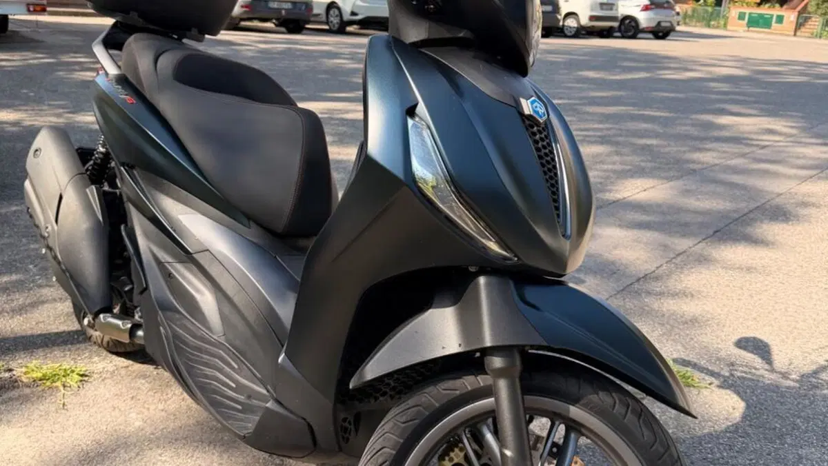Piaggio Beverly 400 ABS-ASR (2021 - 24)  (8)
