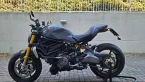 Ducati Monster 1200 S (2017 - 21)  (4)