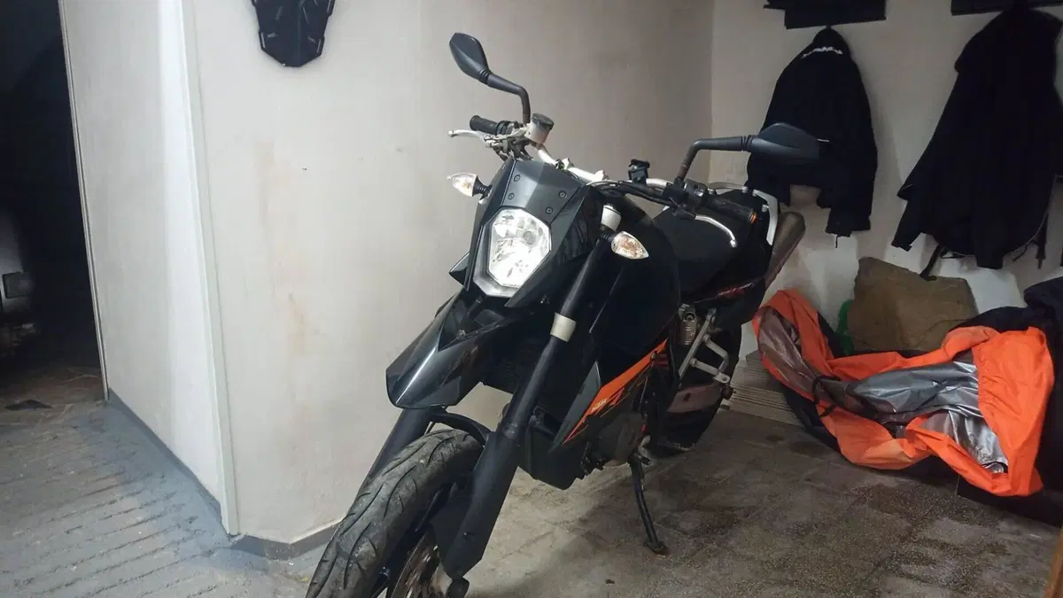 KTM 990 Supermoto (2007 - 10) 