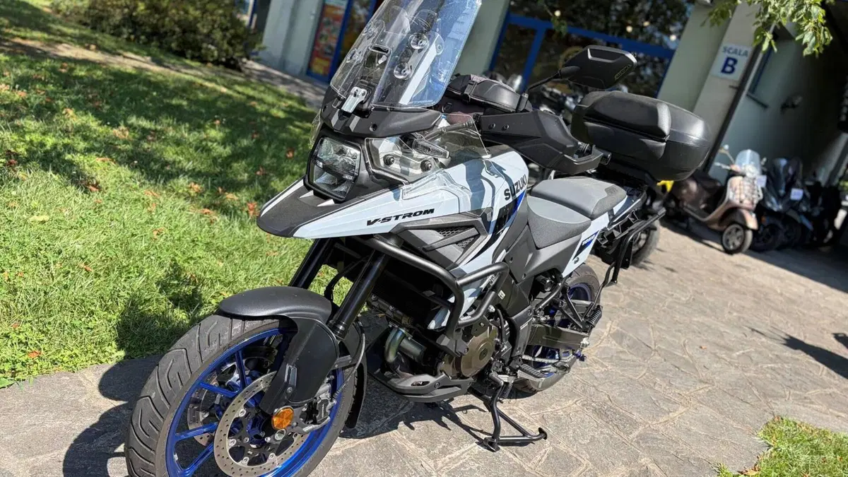 Suzuki V-Strom 1050DE (2023 - 24)  (2)