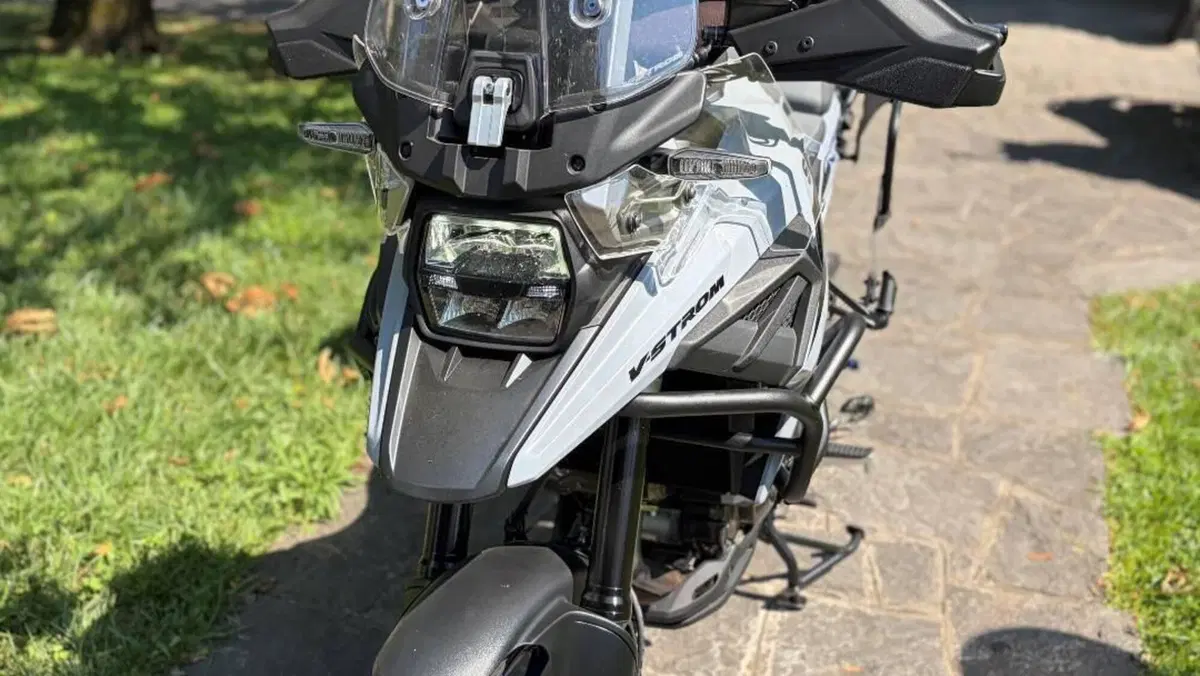 Suzuki V-Strom 1050DE (2023 - 24)  (3)