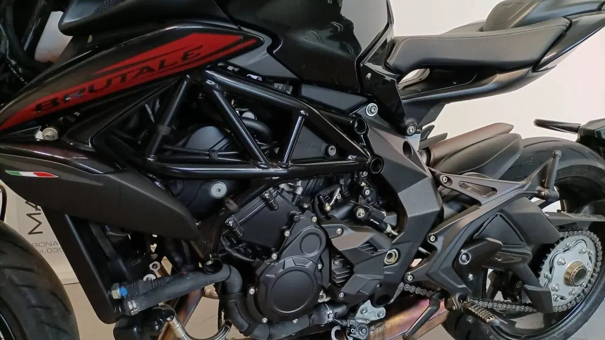 MV Agusta Brutale 800 R (2023 - 25)  (8)