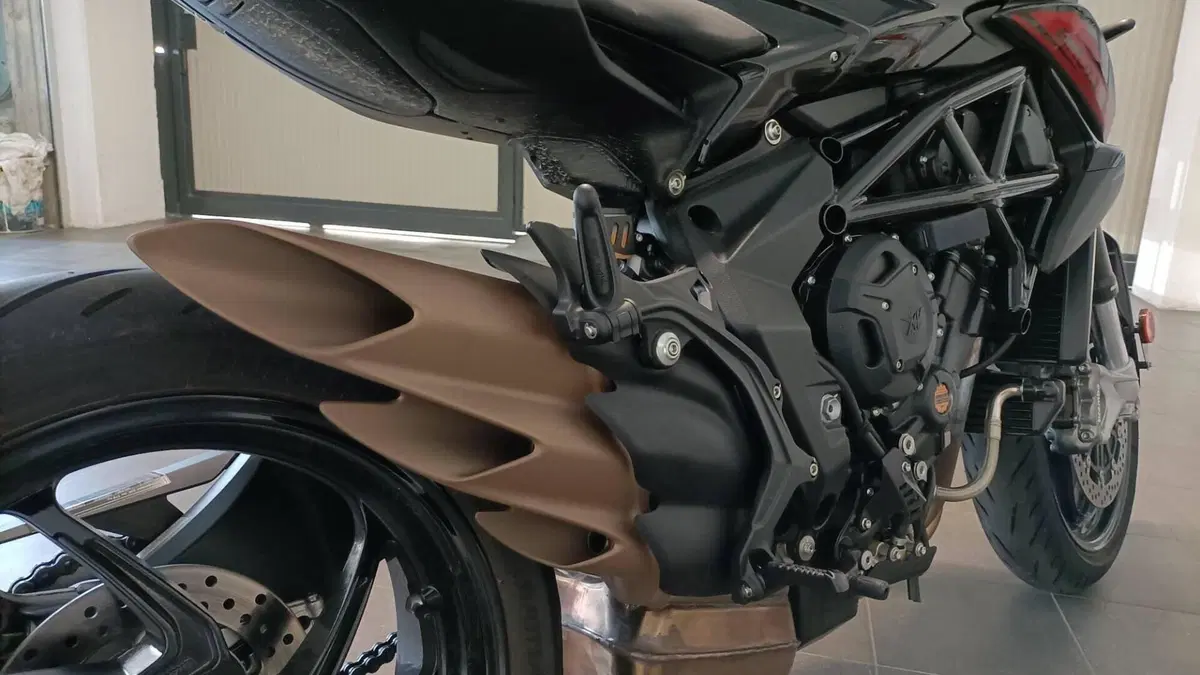 MV Agusta Brutale 800 R (2023 - 25)  (14)