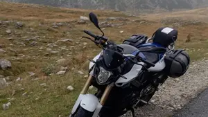 Bmw F 800 R (2015 - 16)  (2)