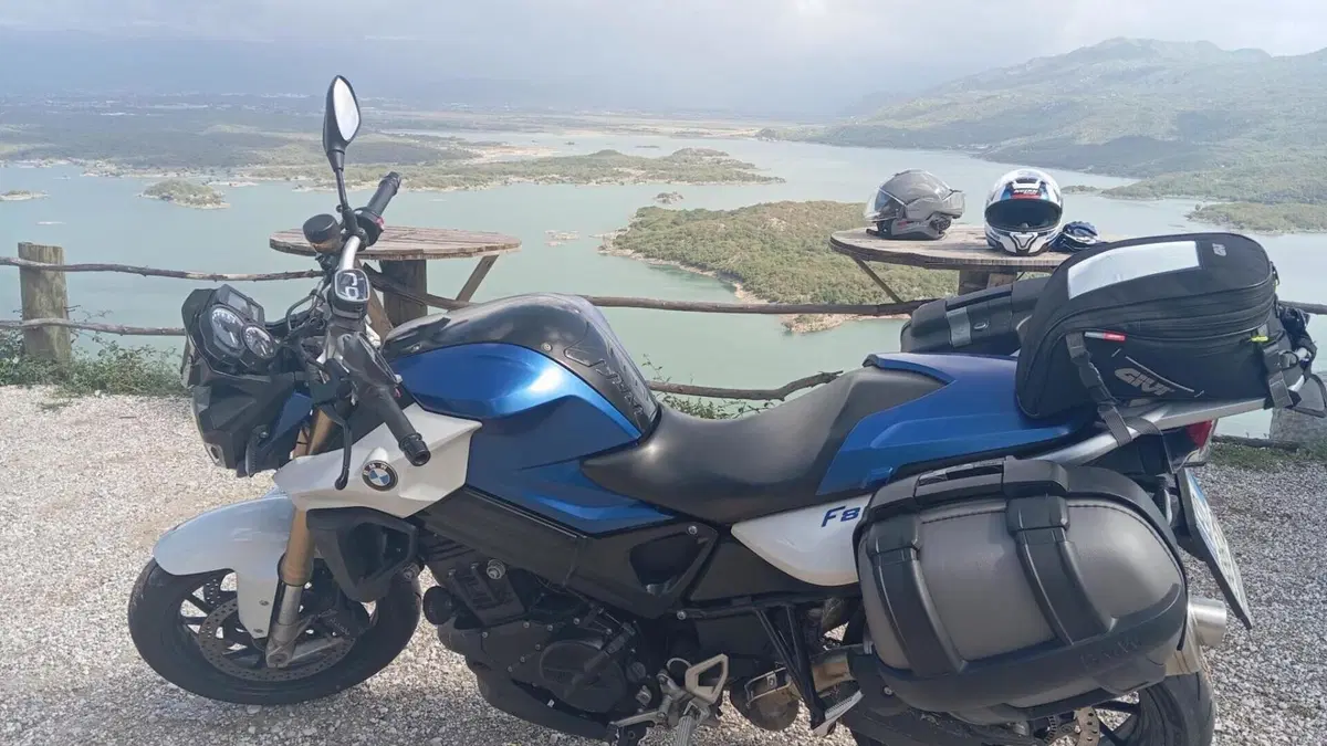 Bmw F 800 R (2015 - 16)  (5)