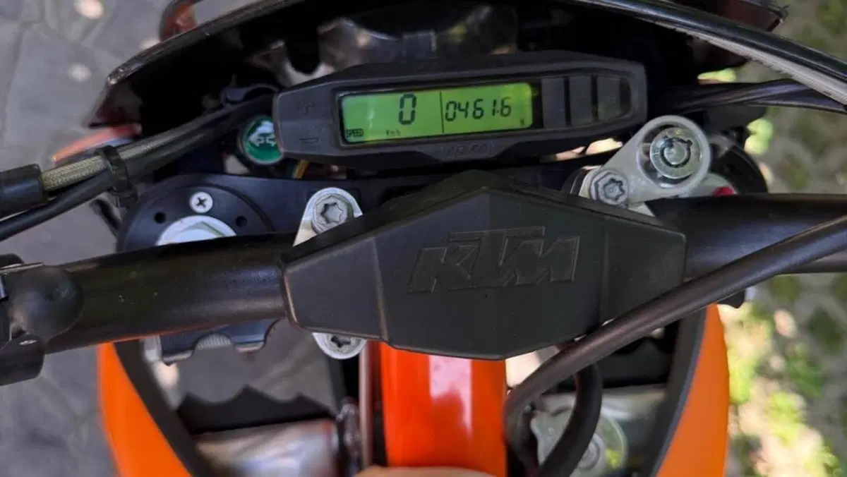 KTM 125 EXC (2015)  (8)