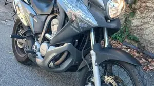 Honda Transalp XL 700 V ABS (2007 - 2013)  (4)