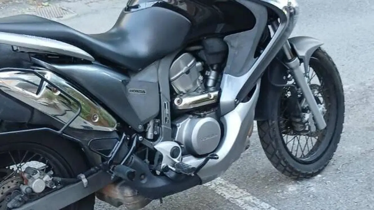 Honda Transalp XL 700 V ABS (2007 - 2013)  (7)