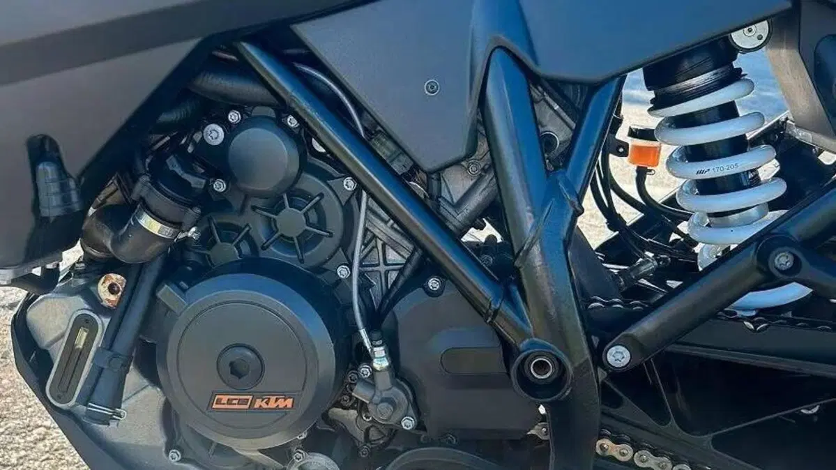 KTM 1090 Adventure S - L (2017 - 19)  (6)