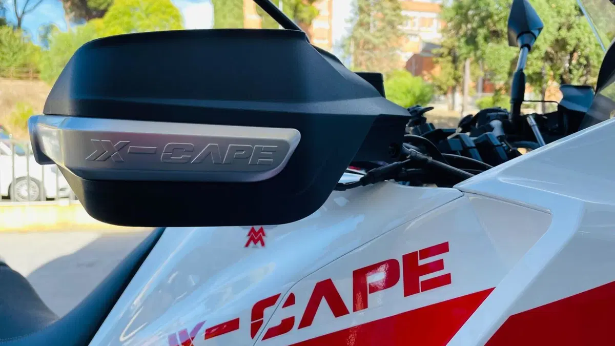 Moto Morini X-Cape 650 (2021 - 26)  (5)