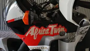 Honda Africa Twin XRV 750 (1992)  (3)
