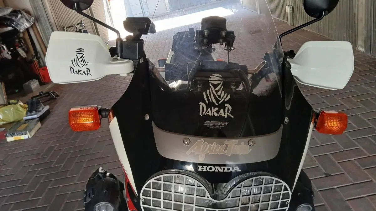 Honda Africa Twin XRV 750 (1992)  (9)
