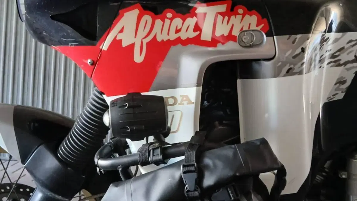 Honda Africa Twin XRV 750 (1992)  (4)