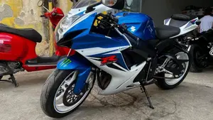 Suzuki GSX R 600 (2011 - 16)  (2)