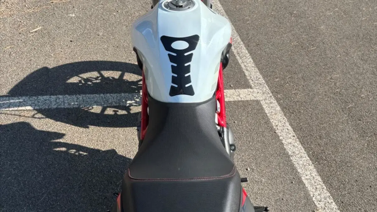 Benelli BN 302 S (2019 - 20)  (10)