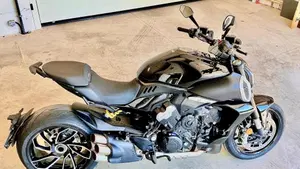 Ducati Diavel V4 (2023 - 26)  (3)