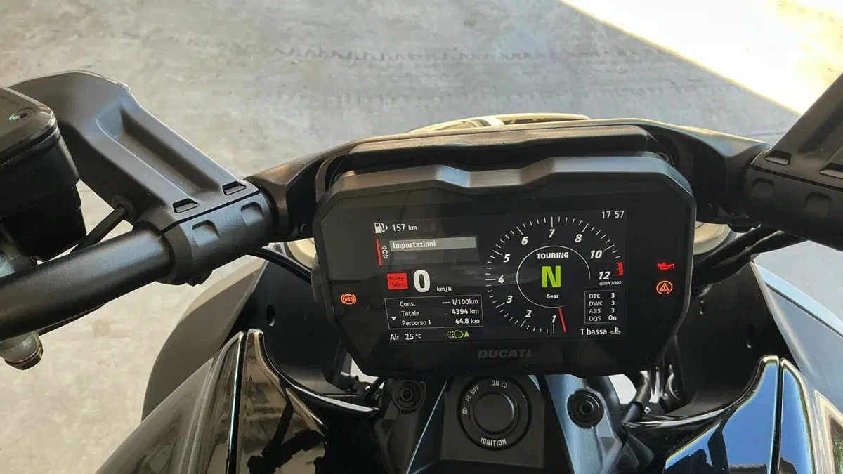 Ducati Diavel V4 (2023 - 26)  (10)