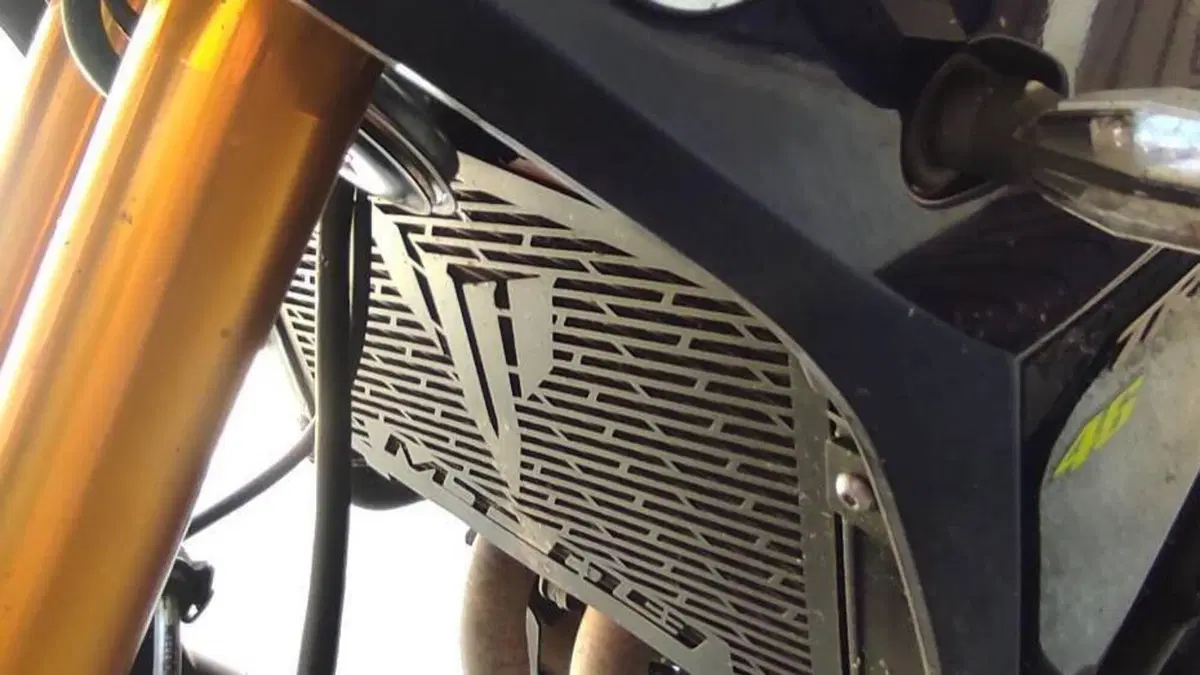 Yamaha Tracer 900 ABS (2015 - 16)  (8)
