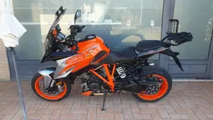 KTM 1290 Super Duke GT ABS (2016 - 18)  (4)