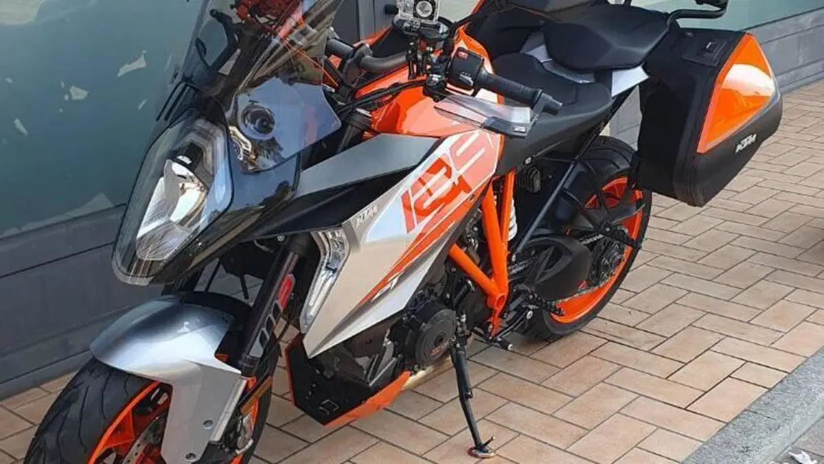 KTM 1290 Super Duke GT ABS (2016 - 18)  (5)