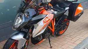 KTM 1290 Super Duke GT ABS (2016 - 18)  (5)