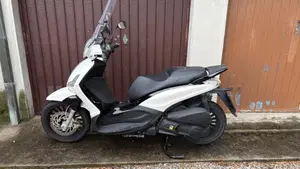 Piaggio Beverly 125 S i.e. (2010 - 17) 