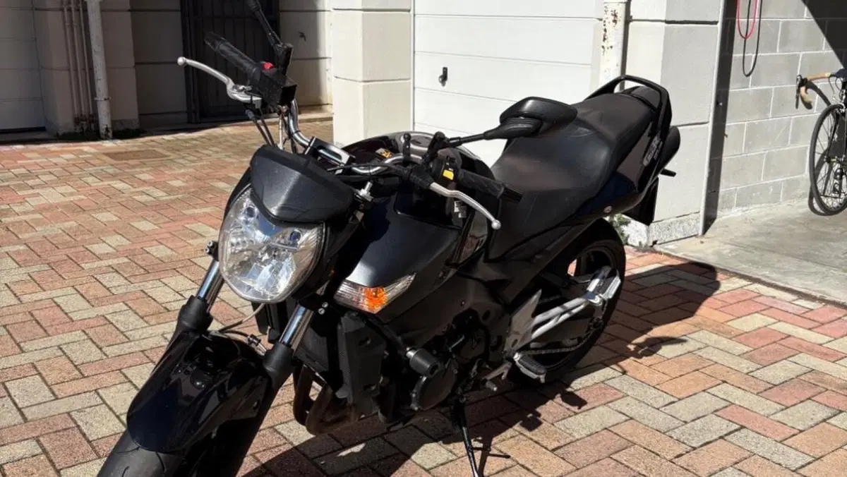 Suzuki GSR 600 (2006 - 11)  (11)