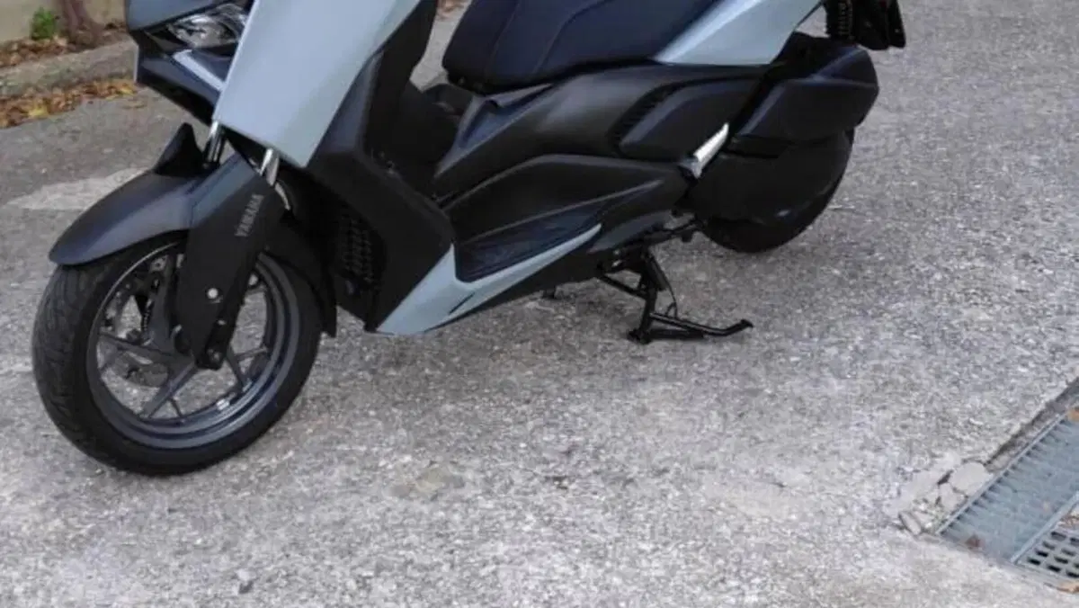 Yamaha X-Max 300 Tech Max (2025 - 26) 