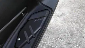 Yamaha X-Max 300 Tech Max (2025 - 26)  (6)