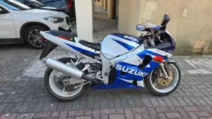 Suzuki GSX R 750 (1999 - 03)  (5)