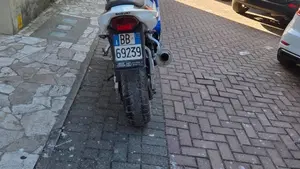 Suzuki GSX R 750 (1999 - 03)  (6)