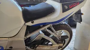Suzuki GSX R 750 (1999 - 03)  (19)