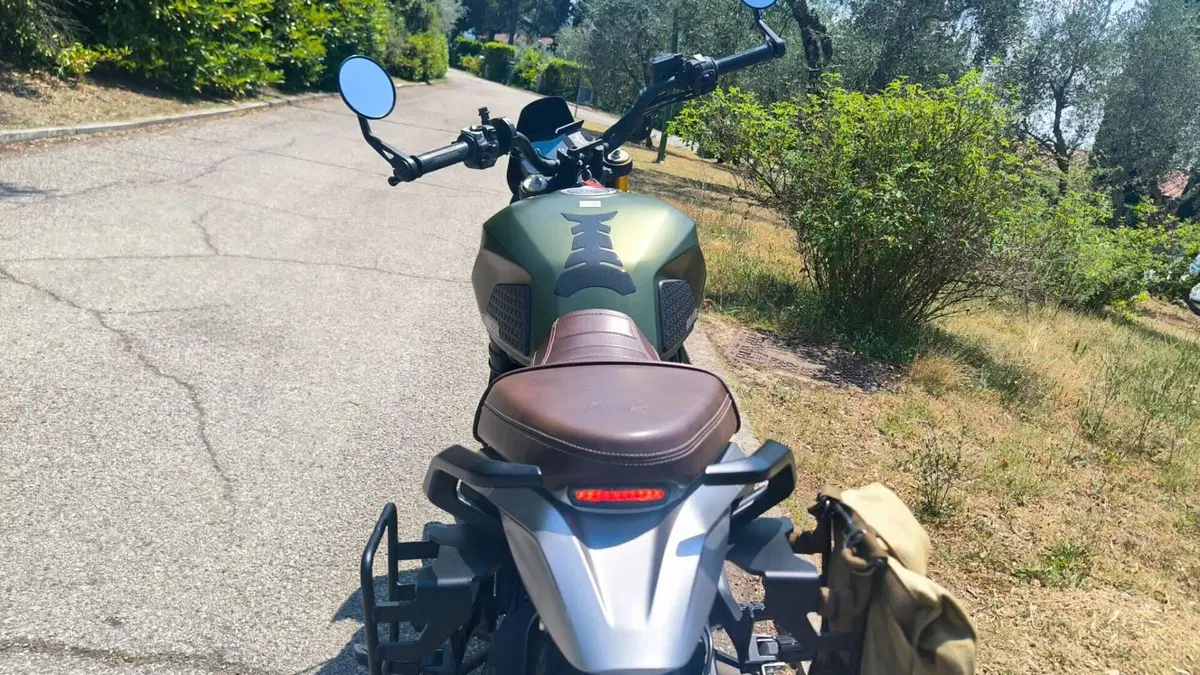 Moto Morini SEIEMMEZZO SCR (2022 - 26)  (5)