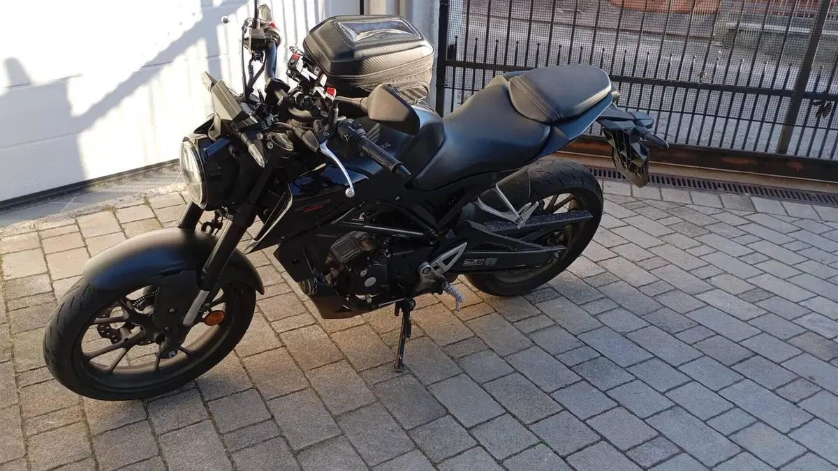 Honda CB 125 R (2024 - 26)  (6)