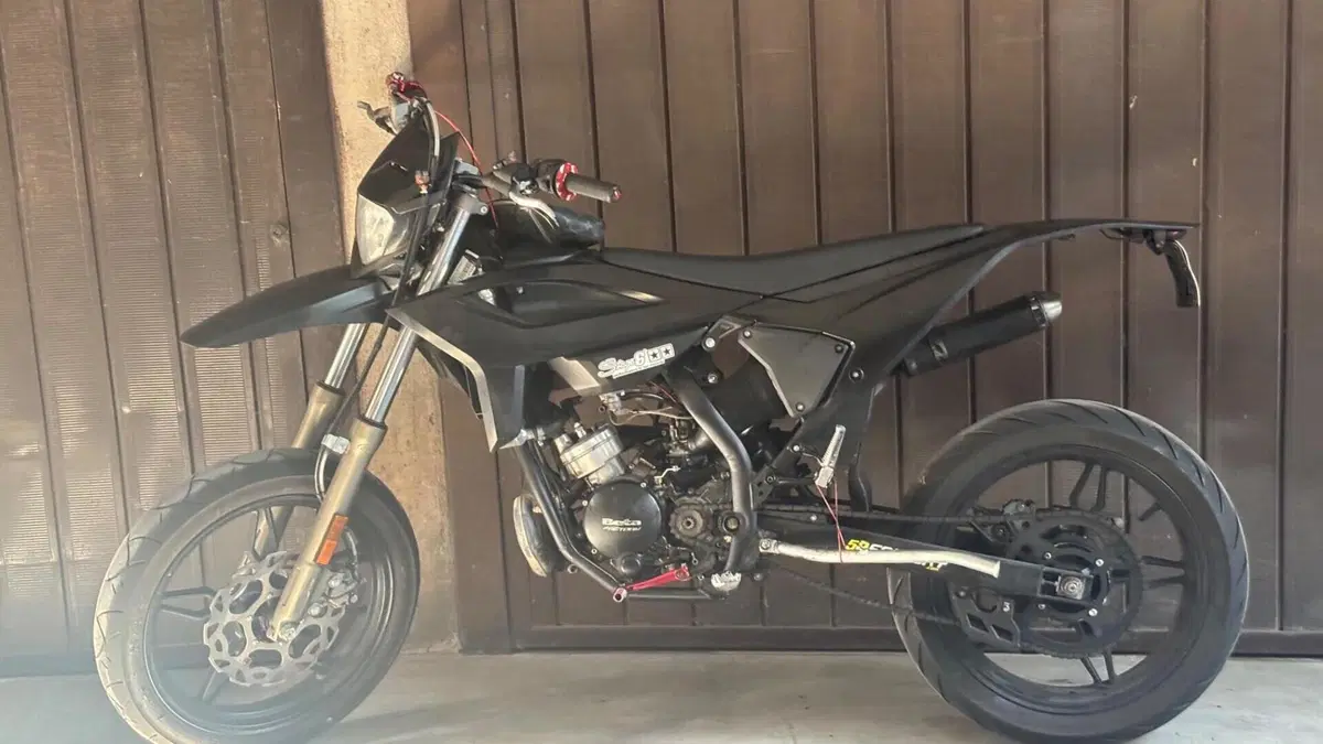 Betamotor RR 50 Motard - X Special Edition (2024 - 26)  (3)