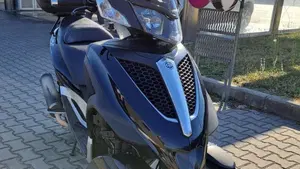 Piaggio Mp3 300 ie Yourban LT (2011 - 16)  (2)