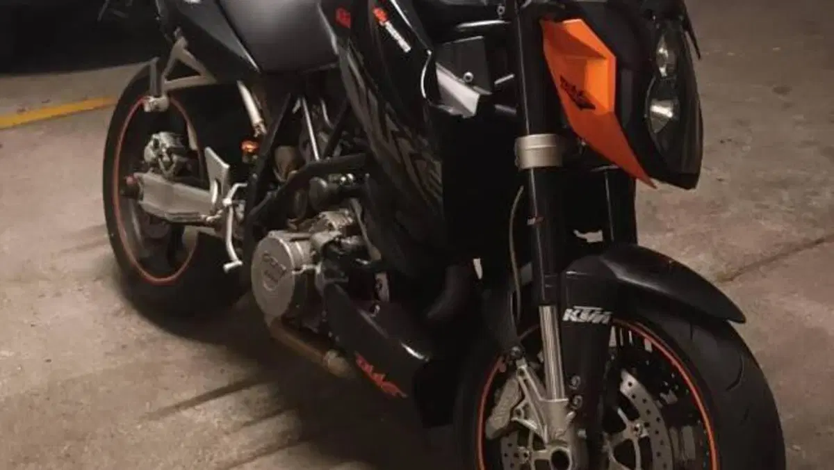 KTM 990 Super Duke (2005 - 07)  (3)