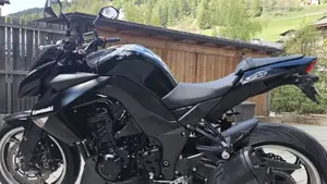 Kawasaki Z 1000 (2010 - 13)  (3)