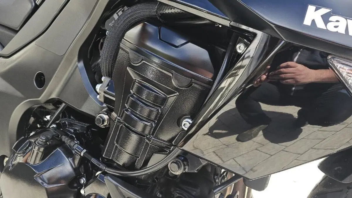 Kawasaki Z 1000 (2010 - 13)  (4)