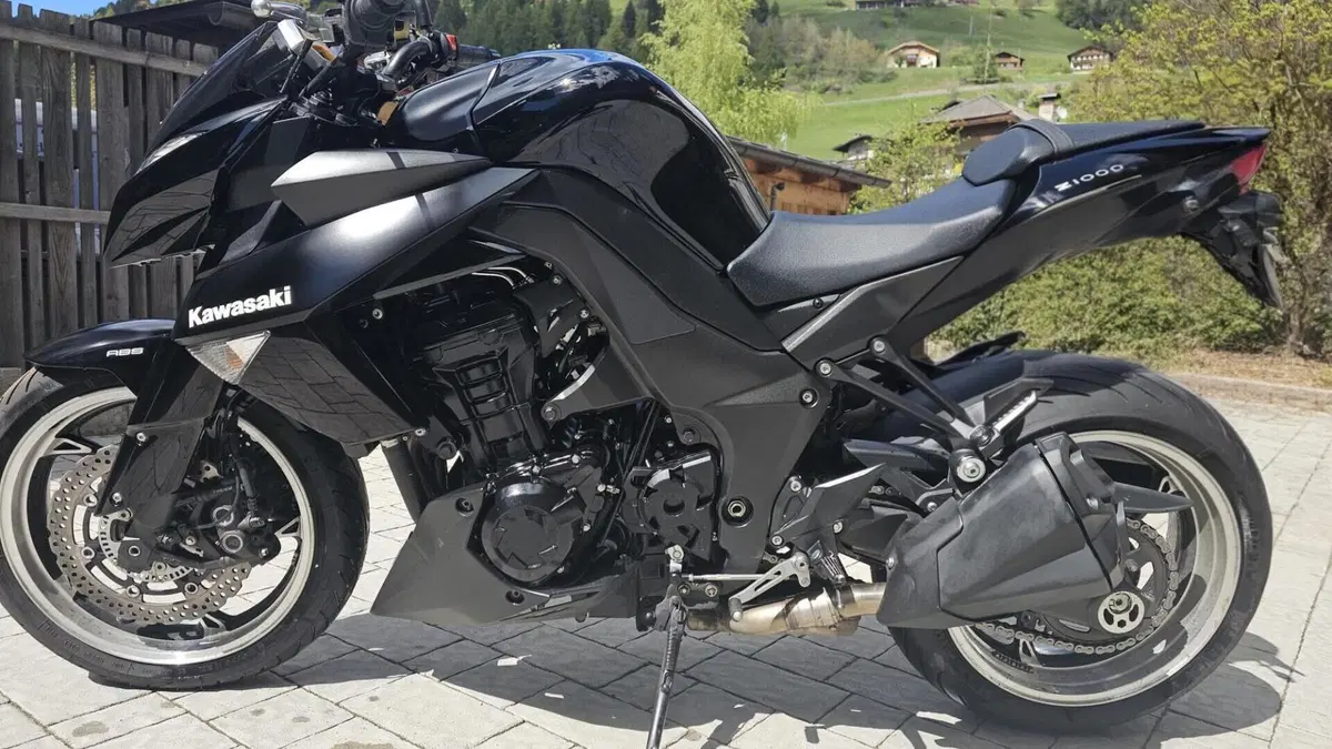 Kawasaki Z 1000 (2010 - 13)  (6)