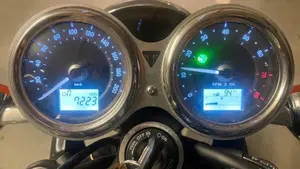Triumph Bonneville T100 (2017 - 20)  (2)