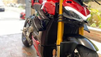 Ducati Streetfighter V4 S (2023 - 24) usata