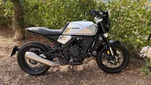 Brixton Motorcycles Crossfire 500 (2021 - 25)  (2)